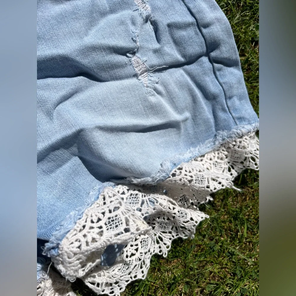 Women's Light Blue Jean Shorts with Lace Trim - Picture 3 of 7